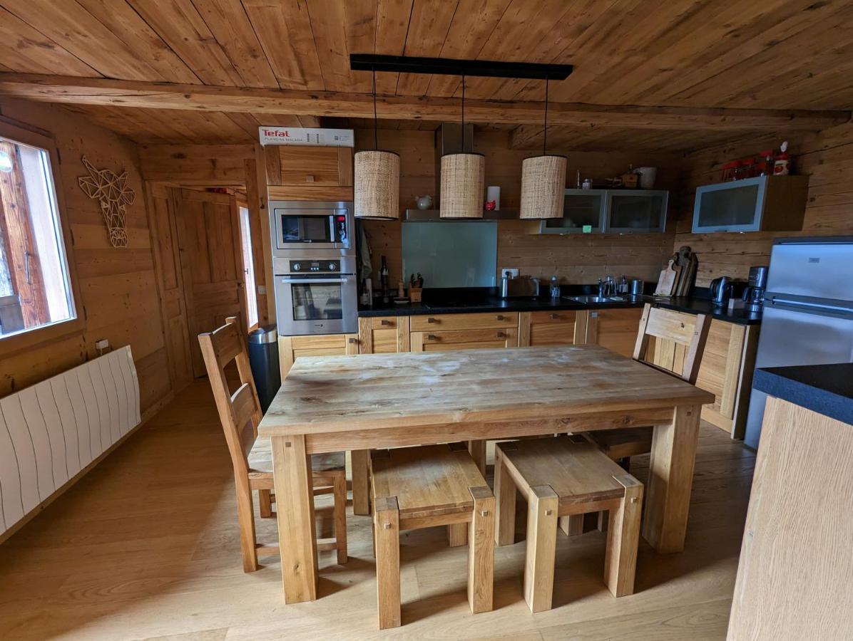 Bas De Chalet Au Coeur Des Aravis, Entre Lac Et Montagne 생장드씨 외부 사진